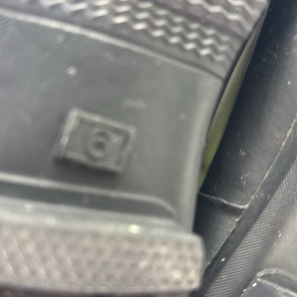 Pendleton Olive and Black Faux Fur Rain Rubber Ankle Boots - Picture 8 of 10